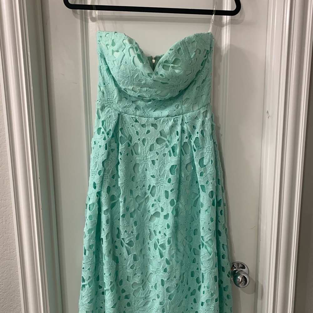 Strapless dress